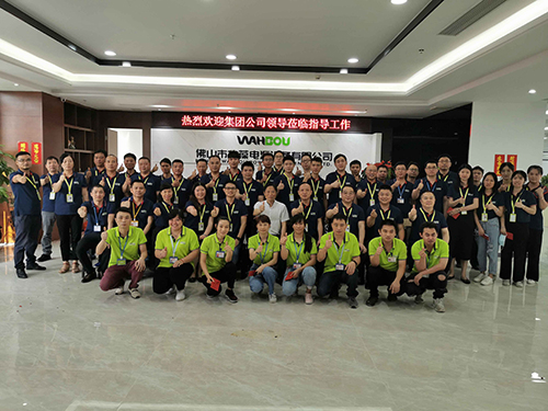 秋天來(lái)了，進(jìn)入收獲的季節(jié)